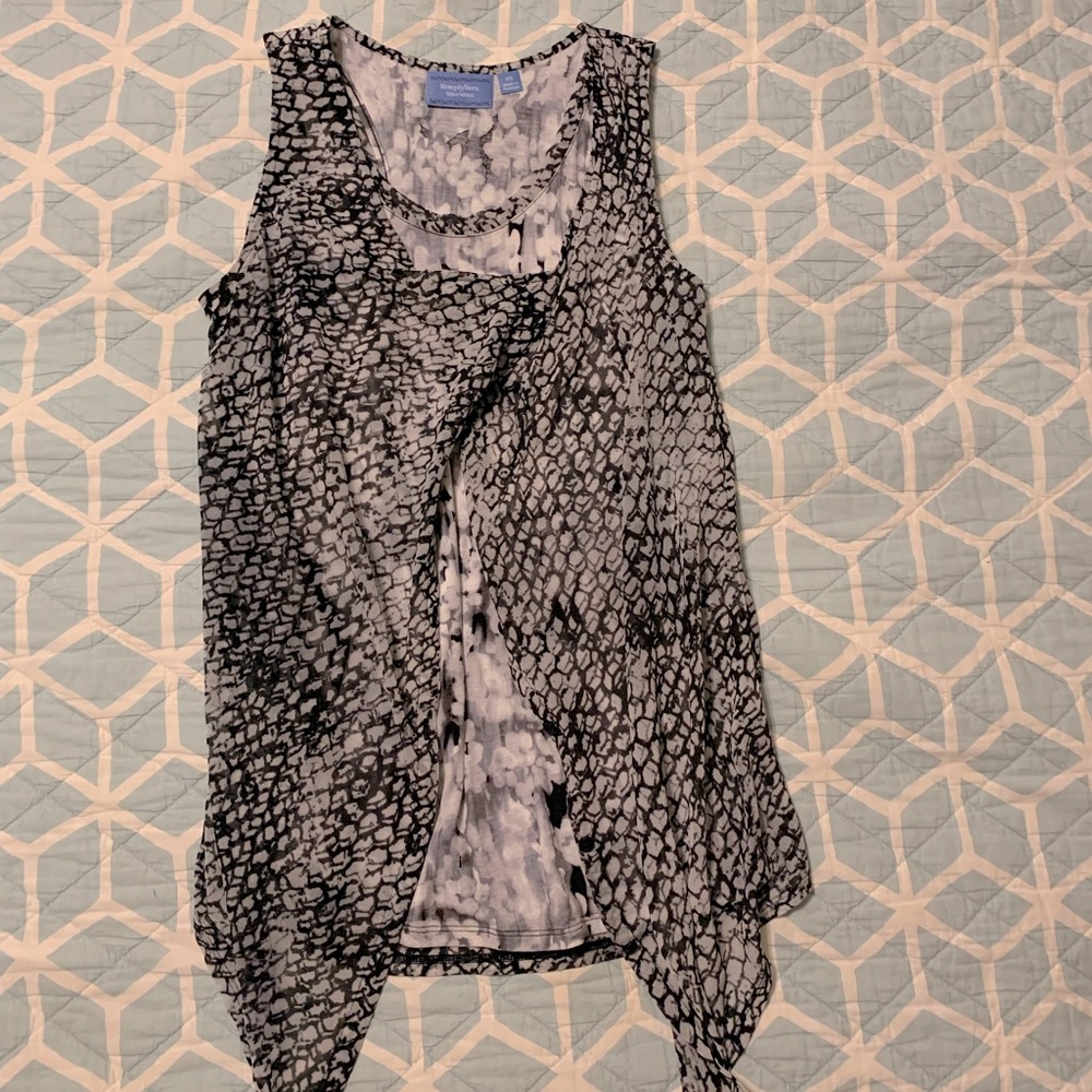 Simply Vera top